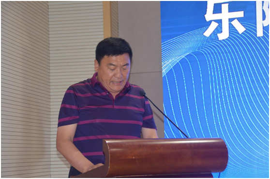 樂(lè)陵市新型農(nóng)業(yè)經(jīng)營(yíng)主聯(lián)合會(huì)成立天津恒運(yùn)能源集團(tuán)旗下農(nóng)業(yè)產(chǎn)業(yè)清洋湖總經(jīng)理孫連軍當(dāng)選會(huì)長(zhǎng)