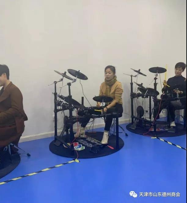 天津市德州商會商學院成立暨開班儀式在大聲音樂舉行
