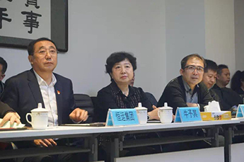 天津市金融投資商會(huì)副會(huì)長(zhǎng)、天津德州商會(huì)會(huì)長(zhǎng)、恒運(yùn)能源集團(tuán)董事局主席李長(zhǎng)云參加金融投資商會(huì)第一屆第七次理事會(huì)