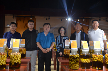 樂陵市掛職副市長黃敏一行蒞臨恒運能源集團 旗下農業(yè)產(chǎn)業(yè)百棗綱目（集團）調研