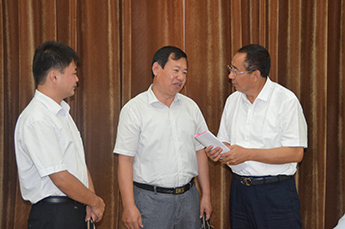 恒運(yùn)能源集團(tuán)董事局主席李長云受邀參加樂陵市新的社會(huì)階層人士聯(lián)合會(huì)第一次會(huì)員代表大會(huì)和樂陵市新的社會(huì)階層人士聯(lián)合會(huì)成立大會(huì)