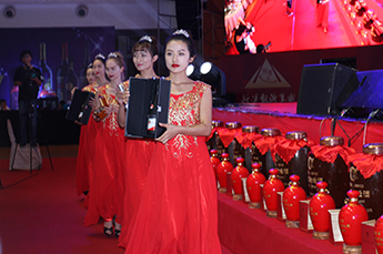 山東電視臺走進(jìn)恒運(yùn)能源集團(tuán)旗下農(nóng)業(yè)產(chǎn)業(yè)百棗綱目