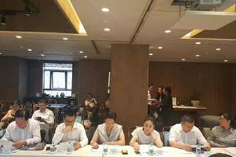 恒運(yùn)能源集團(tuán)執(zhí)行副總裁郭艷受聘為中國(guó)民營(yíng)經(jīng)濟(jì)國(guó)際合作商會(huì)兼職副秘書長(zhǎng)