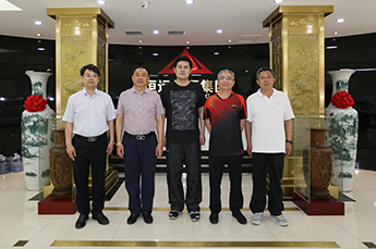 德州市金融工作辦公室黨組書記、主任朱恩鶴一行蒞臨恒運(yùn)能源集團(tuán)參觀指導(dǎo)