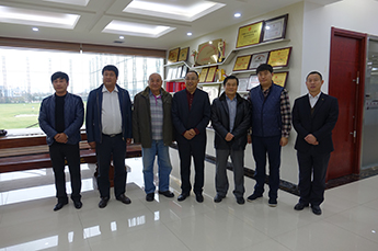民革中央社會(huì)部特派民革朝陽區(qū)副主委李德龍和臺(tái)商江蘇商會(huì)副會(huì)長徐福明一行蒞臨恒運(yùn)集團(tuán)考察