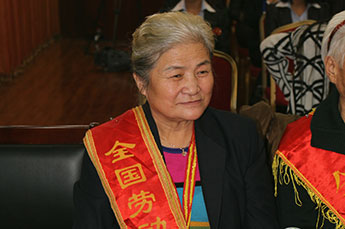 延安精神首次走進(jìn)天津市百?gòu)?qiáng)企業(yè)—恒運(yùn)能源集團(tuán)延安精神踐行基地成立并揭牌
