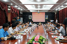 德州市領(lǐng)導和樂陵市領(lǐng)導及新聞媒體采訪團一行蒞臨恒運能源集團考察指導工作并進行專題采訪