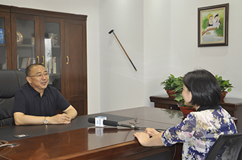 恒運(yùn)能源集團(tuán)董事局主席李長云接受德州電視臺(tái)專訪